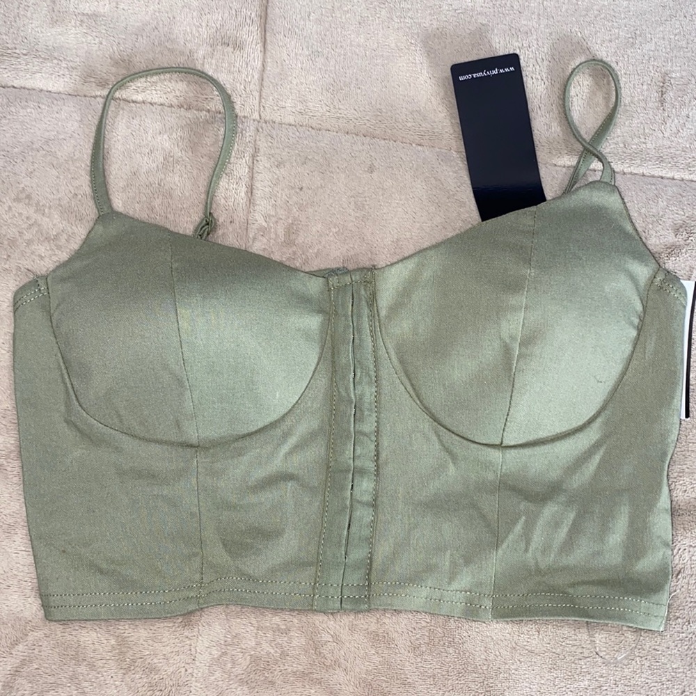 Sage crop top
